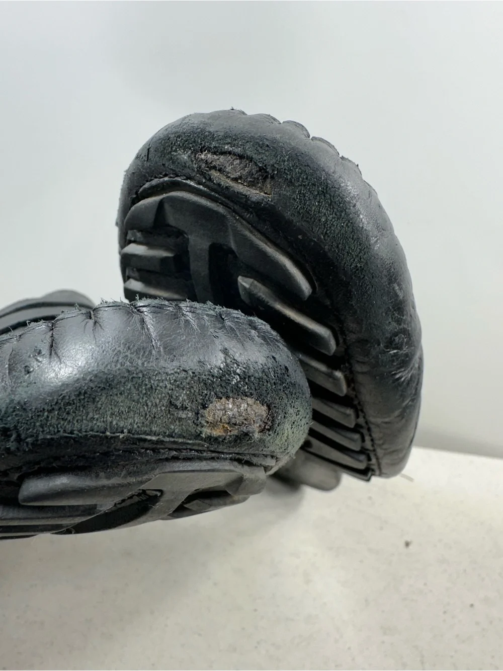 Gucci Black Guccissima Leather Loafers Size 9
